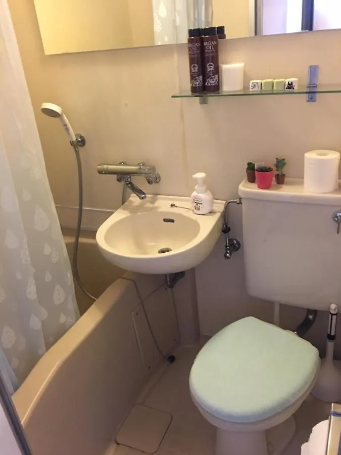 10 Minutes Direct To Shibuya Crossing! Heart Of Tokyo! Mishuku Apartment  Tokyo